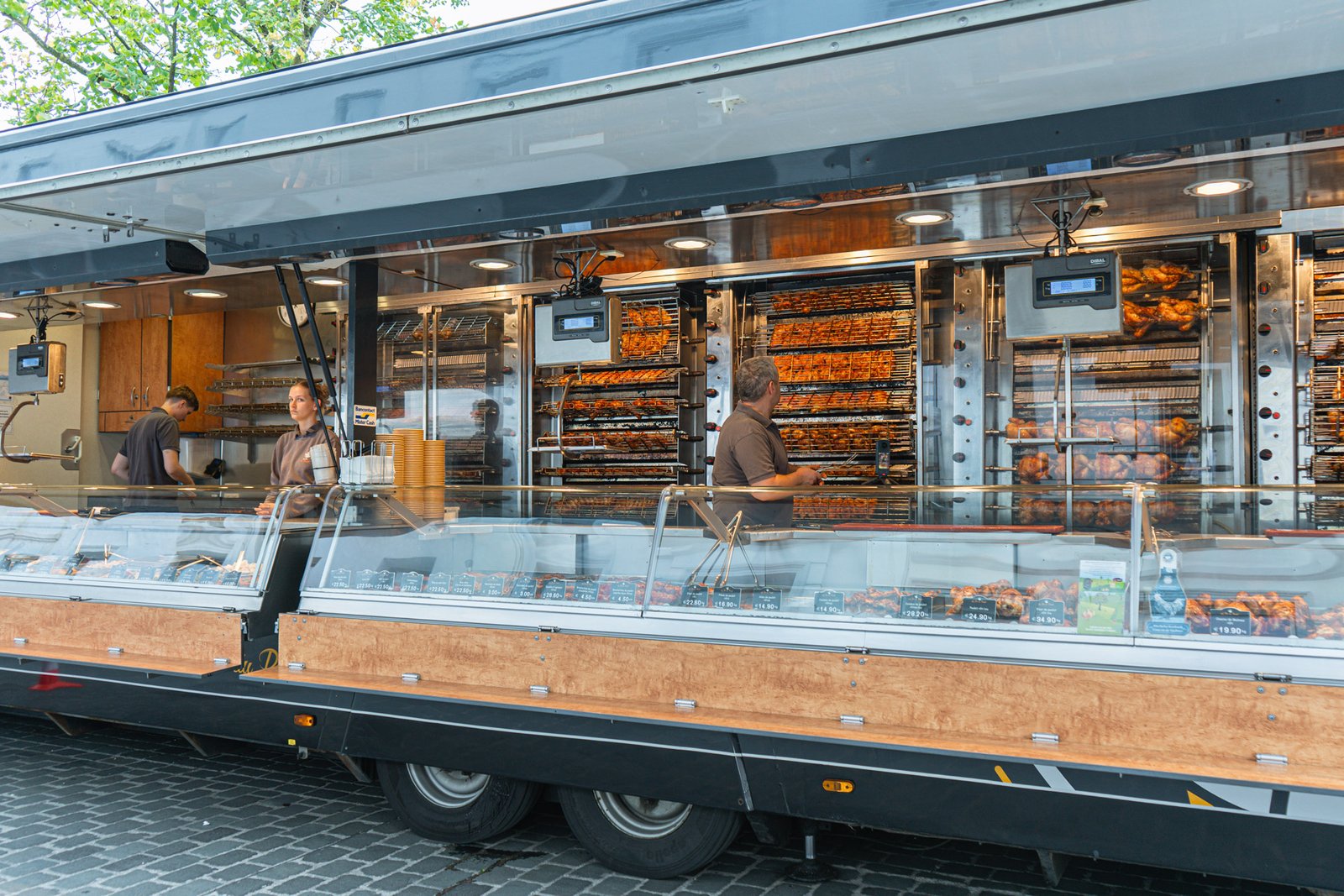 Le Roi du Poulet_Marché-19