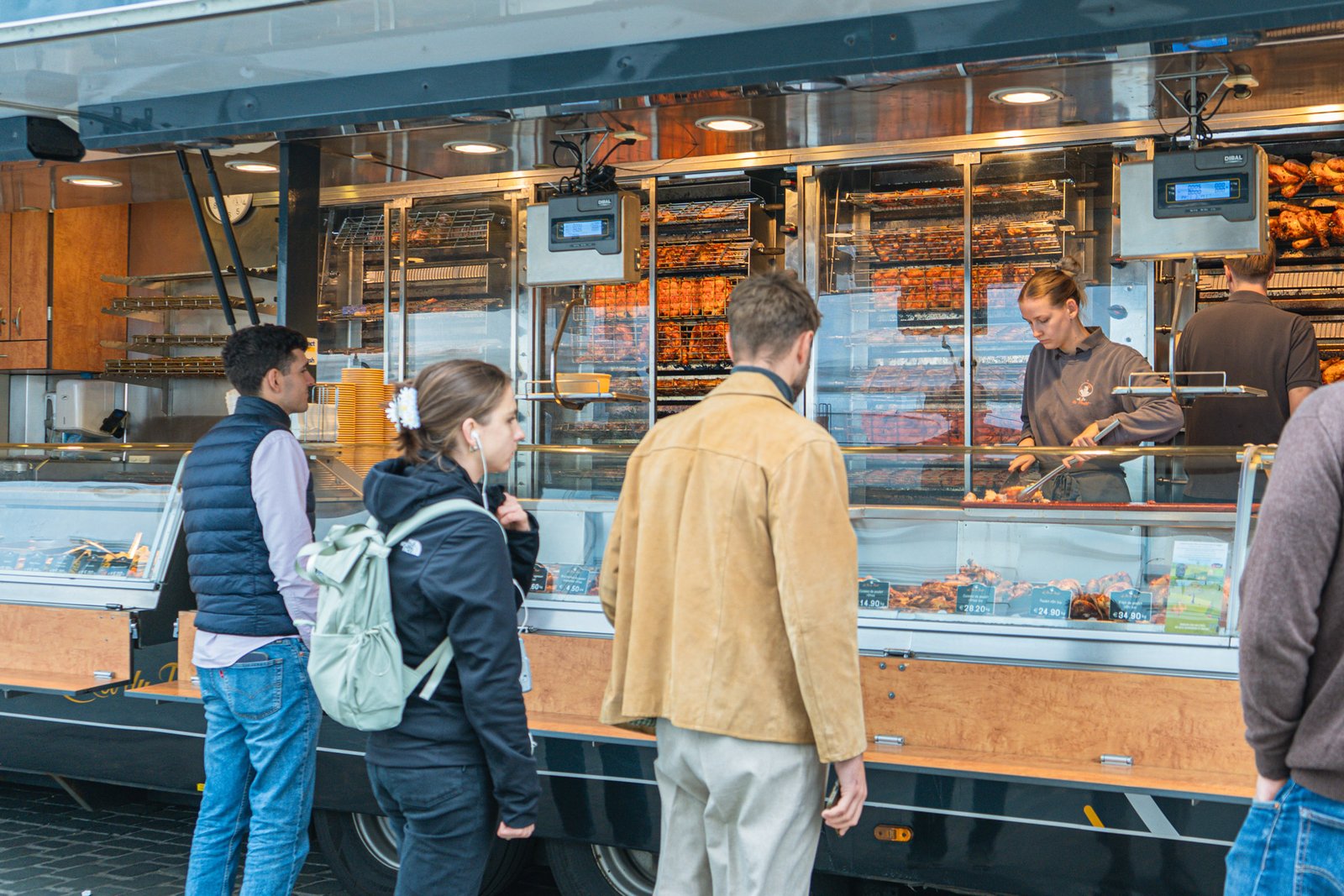 Le Roi du Poulet_Marché-8